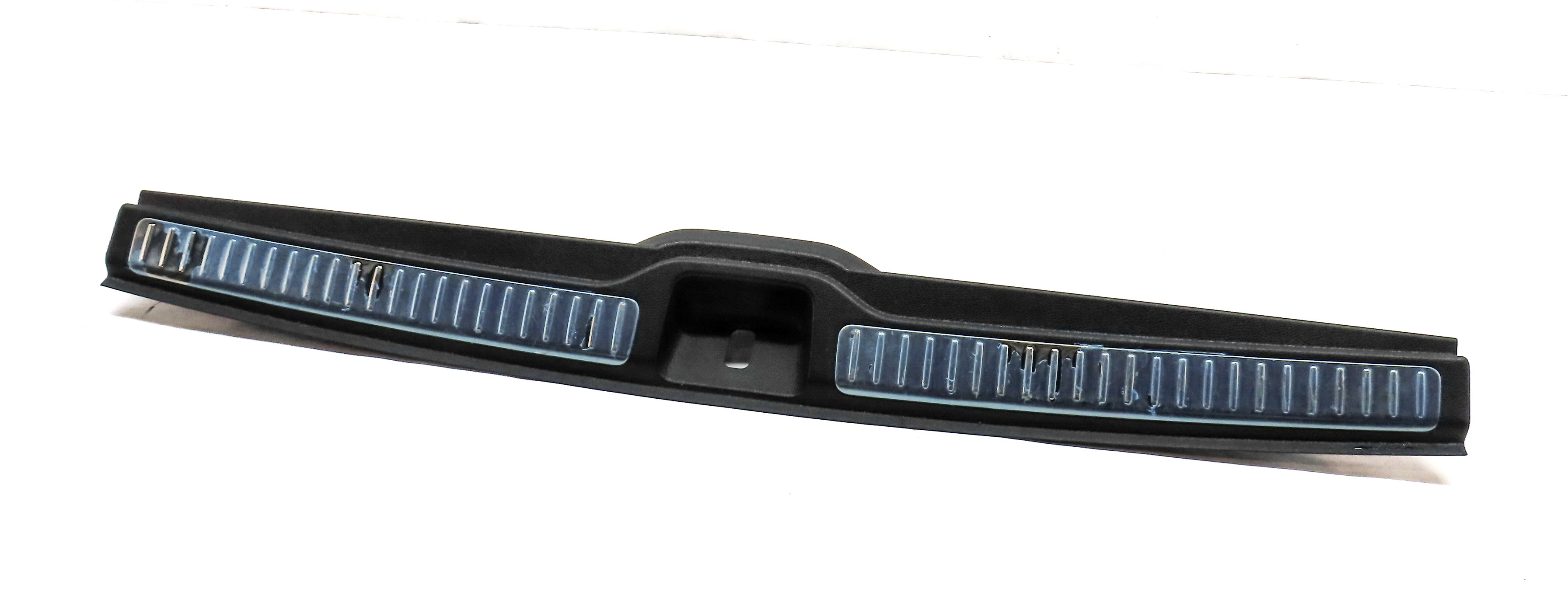 2019 MERCEDES GLC300 (X253) REAR TRUNK HATCH TAILGATE SCUFF PLATE TRIM (BLACK) — exact item pictured